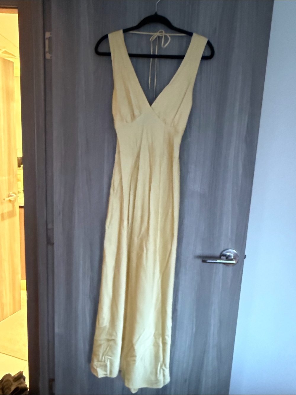 Abercrombie & Fitch Yellow V-Neck Wedding Dress XS
